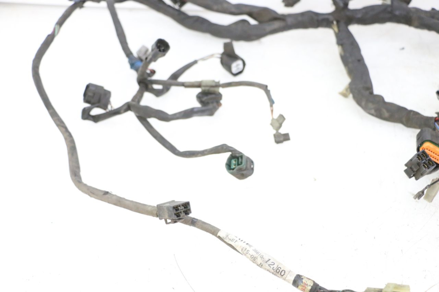 photo de IMPIANTO ELETTRICO SUZUKI BURGMAN 125 (2015 - 2017) - Primo piano ad alta risoluzione