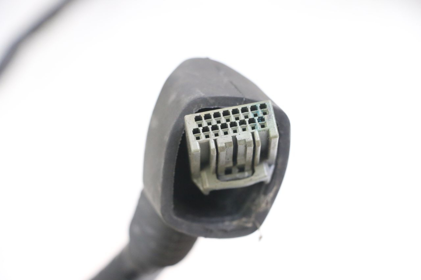 photo de IMPIANTO ELETTRICO SUZUKI GSX F GSXF 650 (2007 - 2015) - Dettagli dei punti di fissaggio