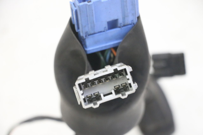 photo de CABLAGGIO CARENA HONDA NTV DEAUVILLE ABS 700 (2007 - 2016) - Primo piano tecnico