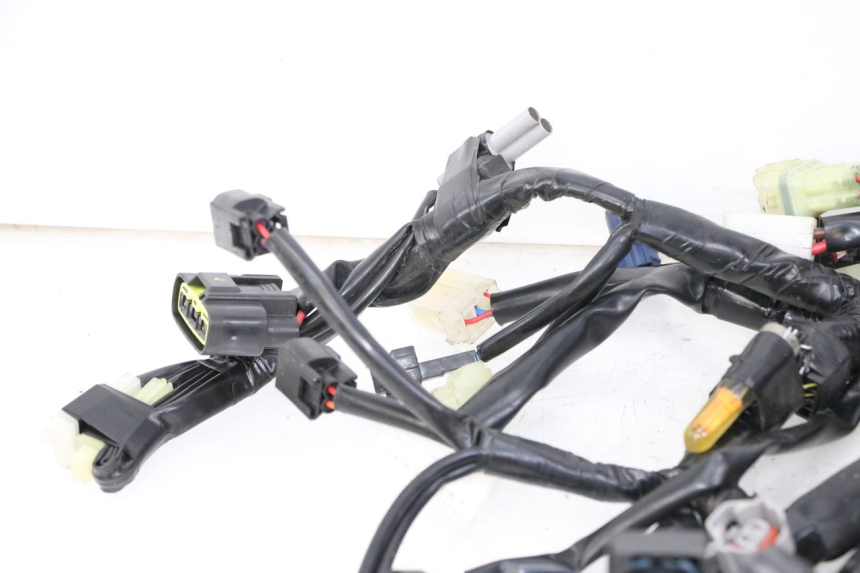 photo de IMPIANTO ELETTRICO YAMAHA TRACER 7 700 (2020 - 2024) - Marcature e riferimenti originali