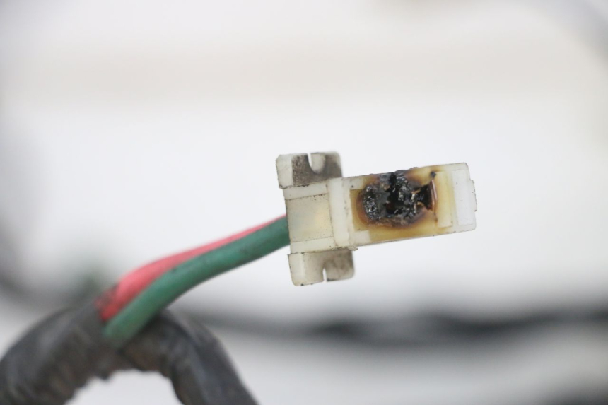 photo de FAISCEAU PEUGEOT VIVACITY NEW 2T 50 (2008 - 2017) - Stato della superficie e materiale