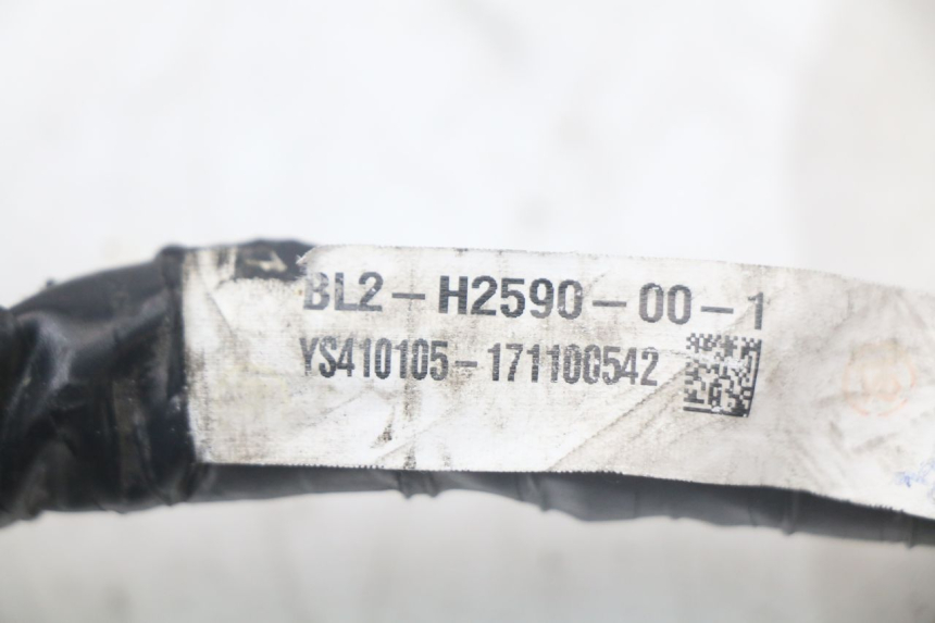 photo de FAISCEAU YAMAHA XMAX X-MAX ABS 125 (2017 - 2020) - Stato della superficie e materiale