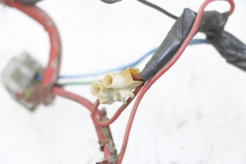 photo de IMPIANTO ELETTRICO YAMAHA BW'S NG NEXT GENERATION 50 (1996 - 2003) - Primo piano tecnico