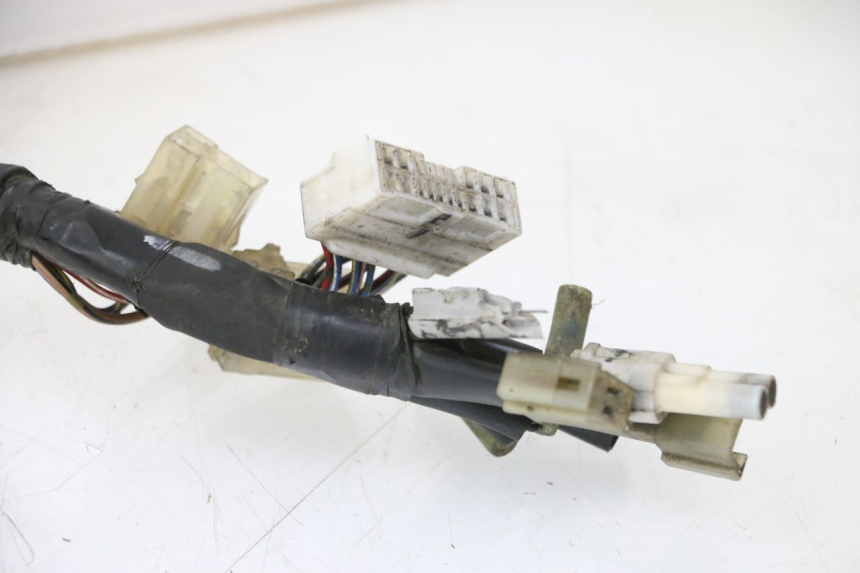 photo de IMPIANTO ELETTRICO YAMAHA FZ6 FAZER S2 600 (2007 - 2011) - Ispezione visiva dettagliata