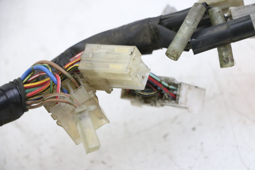 photo de IMPIANTO ELETTRICO YAMAHA FZ6 FAZER S2 600 (2007 - 2011) - Altra angolazione