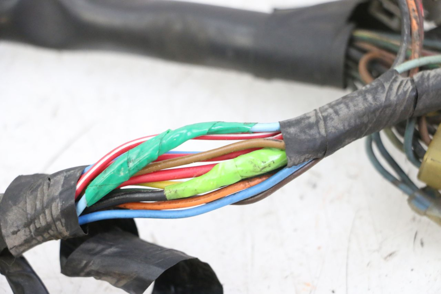 photo de FAISCEAU YAMAHA SR 125 (1982 - 2003) - Zoom sullo stato d'uso