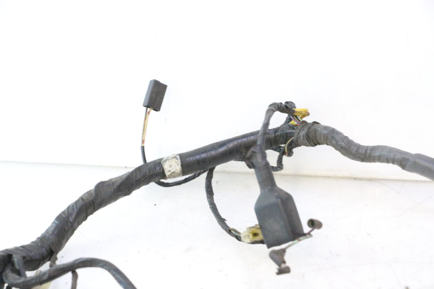 photo de Cablaggio KAWASAKI ZZR 600 (1995 - 2004) - Primo piano tecnico