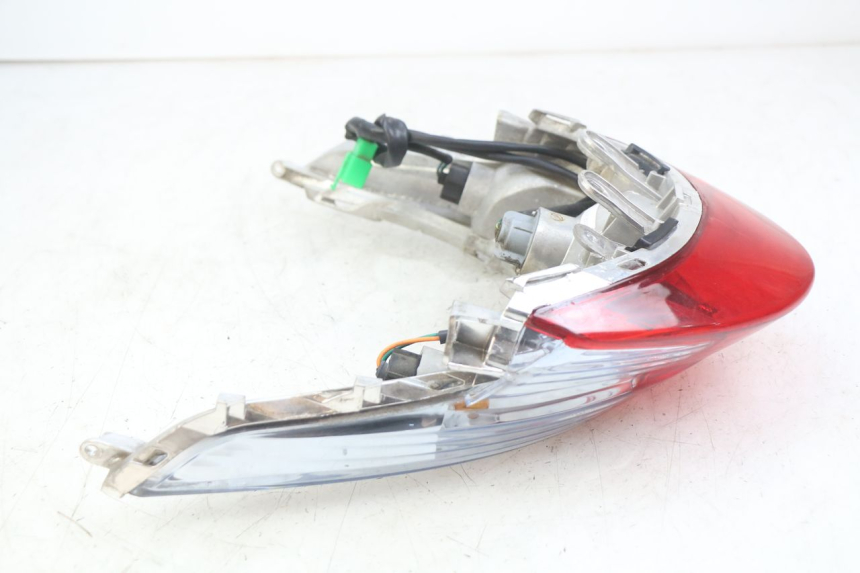 photo de FANALE POSTERIORE KYMCO AGILITY 16+ 4T 50 (2018 - 2023) - Caratteristiche distintive