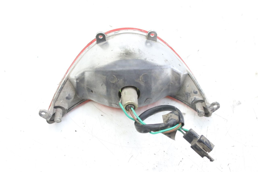 photo de FANALE POSTERIORE KYMCO AGILITY 4T 50 (2005 - 2018) - Zoom sullo stato d'uso