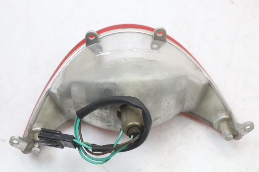 photo de FANALE POSTERIORE KYMCO AGILITY 4T 50 (2005 - 2018) - Altra angolazione