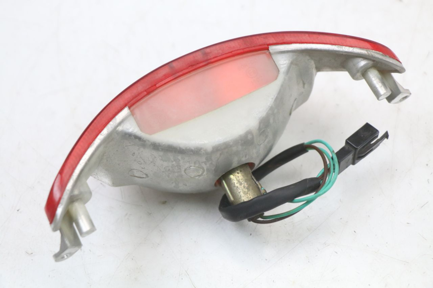 photo de FANALE POSTERIORE KYMCO AGILITY 4T 50 (2005 - 2018) - Primo piano tecnico