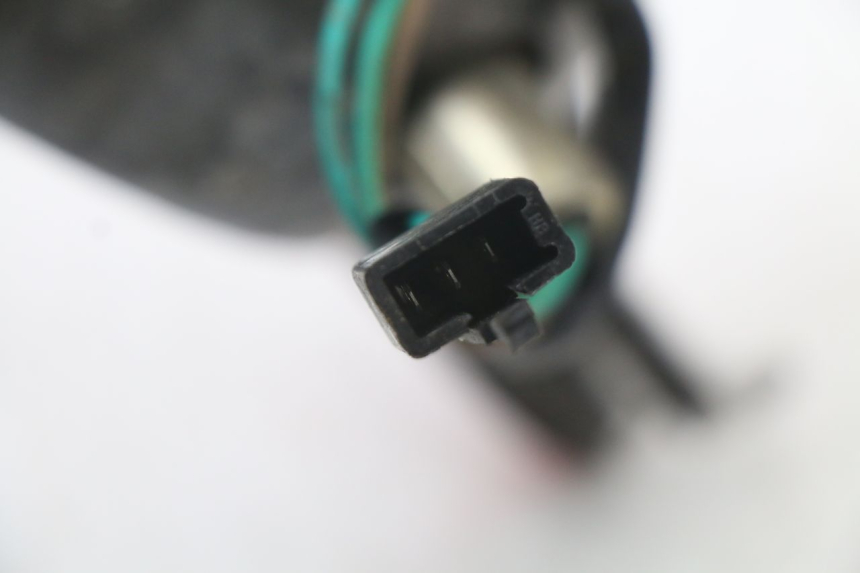 photo de FANALE POSTERIORE KYMCO AGILITY 4T 50 (2005 - 2018) - Dettagli dei punti di fissaggio