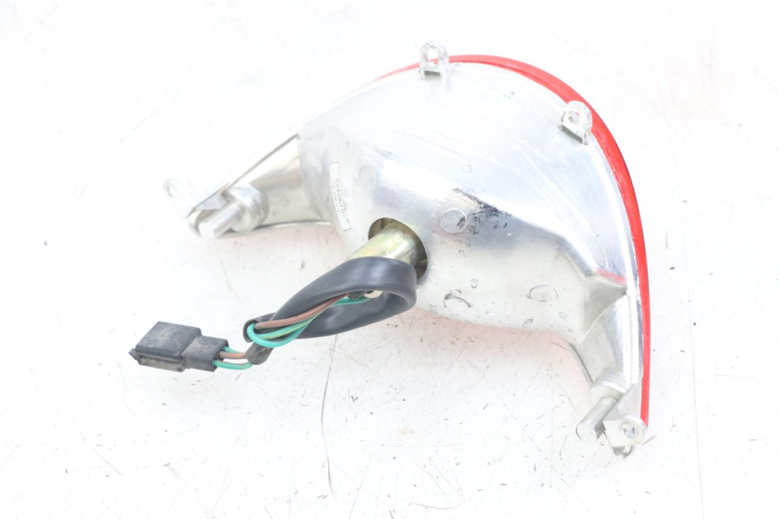 photo de FANALE POSTERIORE KYMCO AGILITY 4T 50 (2018 - 2022) - Altra angolazione