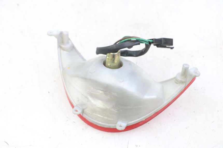 photo de FANALE POSTERIORE KYMCO AGILITY 4T 50 (2005 - 2018) - Primo piano tecnico