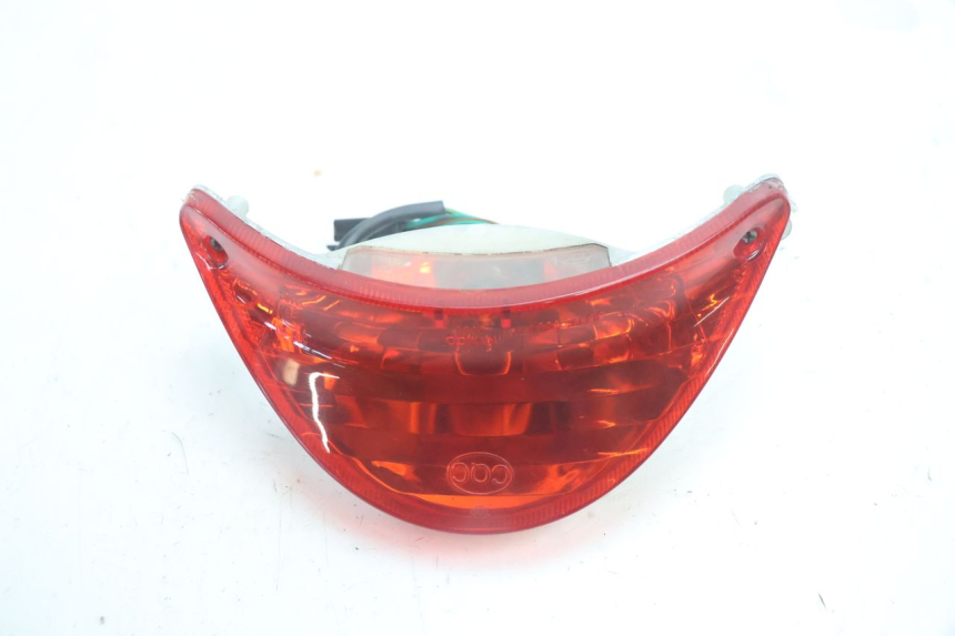 photo de FANALE POSTERIORE KYMCO AGILITY 4T 50 (2005 - 2018) - Dettaglio del componente