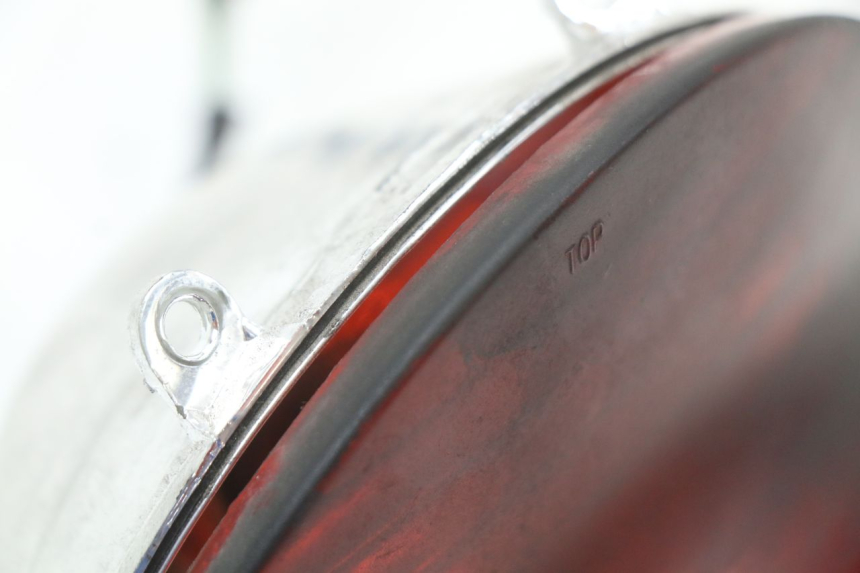 photo de Fanale posteriore KYMCO AGILITY FR 2T 50 (2012 - 2017) - Dettagli dei punti di fissaggio