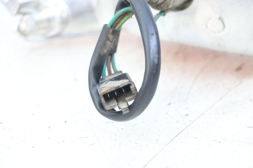 photo de Fanale posteriore KYMCO AGILITY FR 2T 50 (2012 - 2017) - Zoom sullo stato d'uso