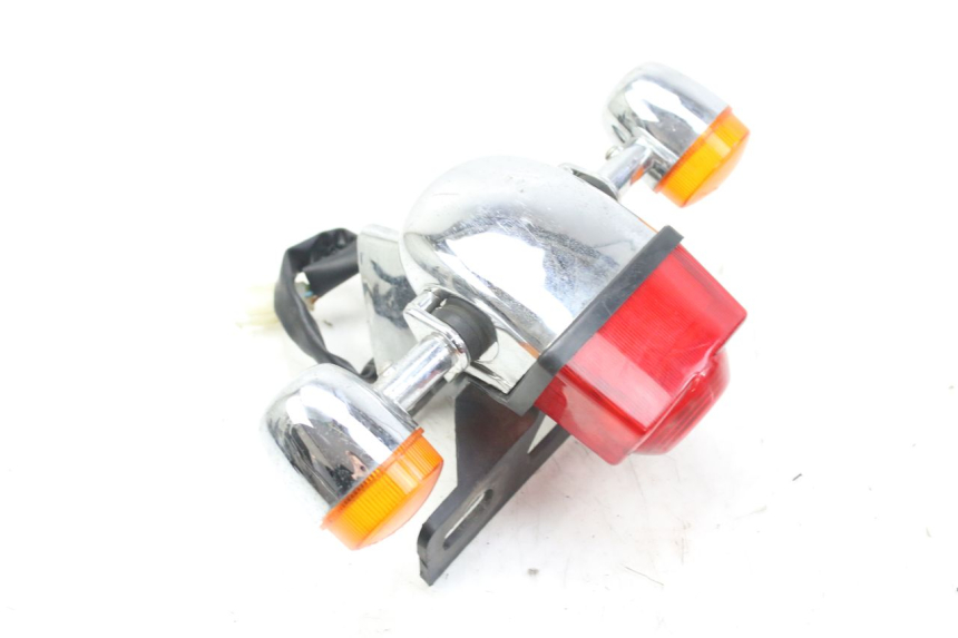 photo de FANALE POSTERIORE WILDLANDER BISCUIT 125 (2004 - 2010) - Primo piano tecnico