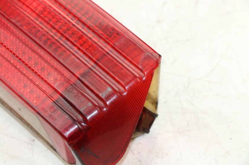 photo de FANALE POSTERIORE BMW K LT ABS 1100 (1990 - 1996) - Dettagli dei punti di fissaggio