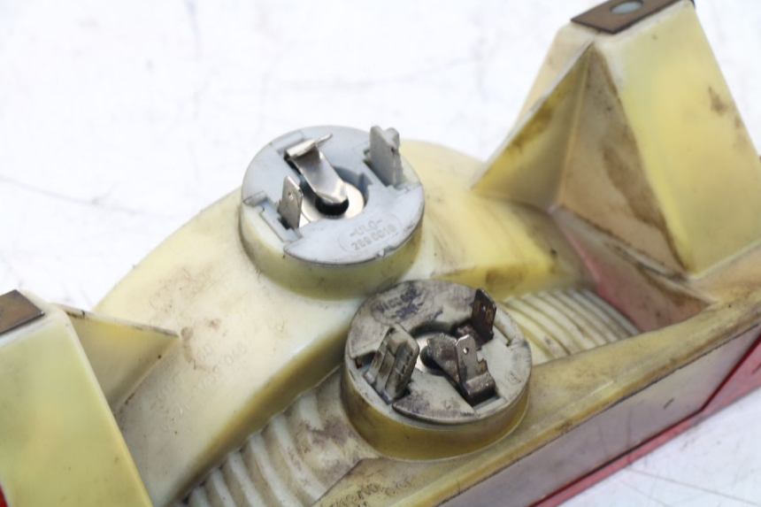 photo de FANALE POSTERIORE BMW K LT ABS 1100 (1990 - 1996) - Stato della superficie e materiale