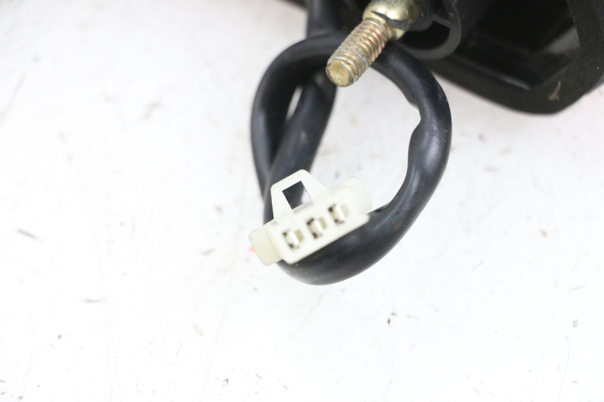 photo de FANALE STOP POSTERIORE  MAG POWER BOMBERS 4T 50 (2016 - 2026) - Primo piano tecnico