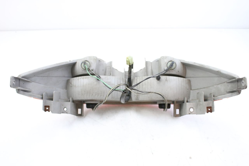 photo de FANALE POSTERIORE SUZUKI BURGMAN 125 (2007 - 2014) - Altra angolazione