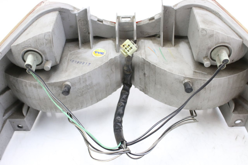 photo de FANALE POSTERIORE SUZUKI BURGMAN 125 (2007 - 2014) - Primo piano tecnico