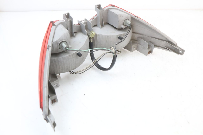 photo de FANALE POSTERIORE SUZUKI BURGMAN 125 (2007 - 2014) - Vista d'insieme del prodotto