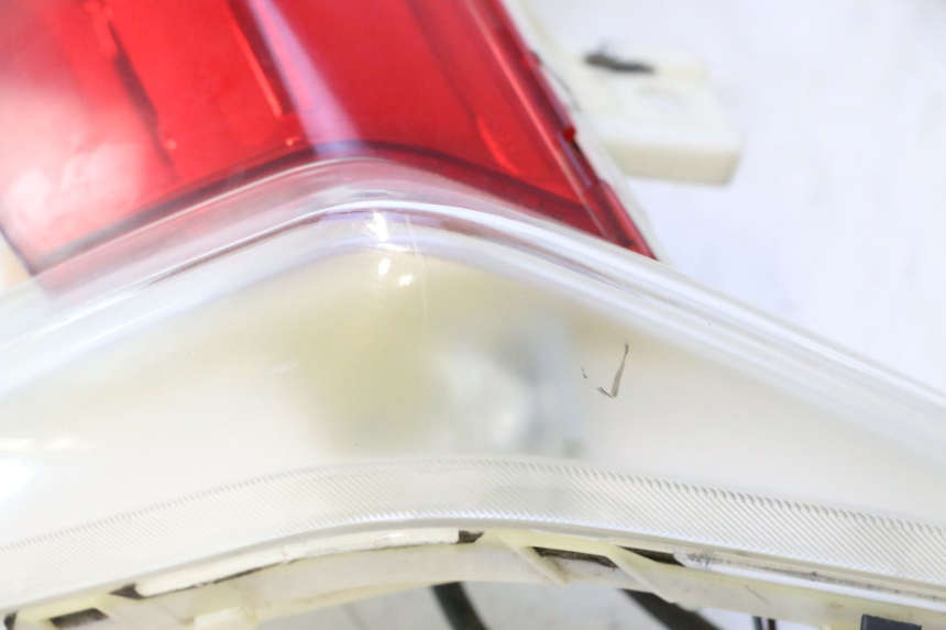 photo de FANALE POSTERIORE PEUGEOT CITYSTAR 2T 50 (2018 - 2021) - Ricambio usato controllato
