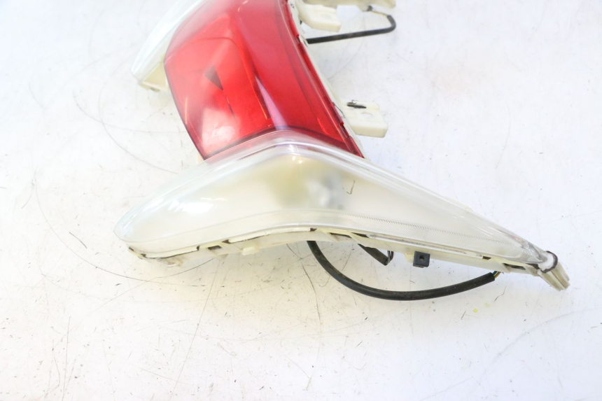 photo de FANALE POSTERIORE PEUGEOT CITYSTAR 2T 50 (2018 - 2021) - Marcature e riferimenti originali