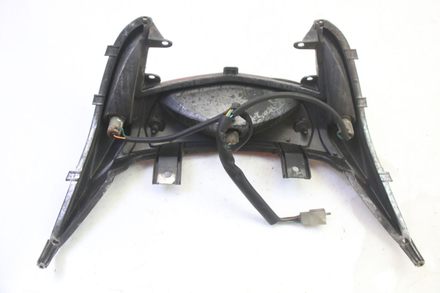 photo de FANALE POSTERIORE PEUGEOT CITYSTAR 50 (2013 - 2017) - Primo piano tecnico