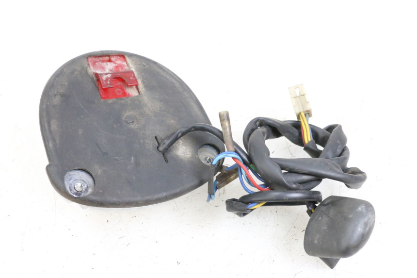 photo de FANALE STOP POSTERIORE  APRILIA CLASSIC 125 (1995 - 2001) - Primo piano tecnico