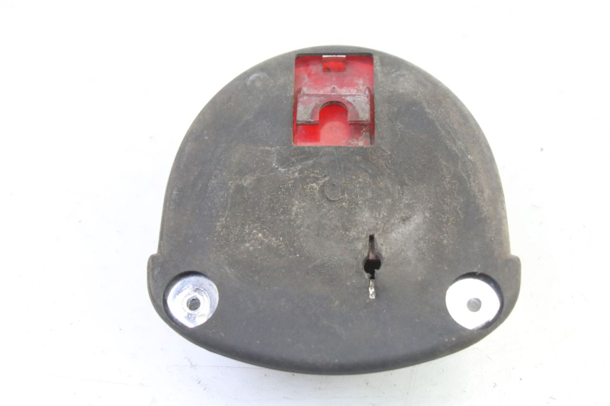 photo de FANALE STOP POSTERIORE  APRILIA CLASSIC 125 (1995 - 2001) - Primo piano tecnico