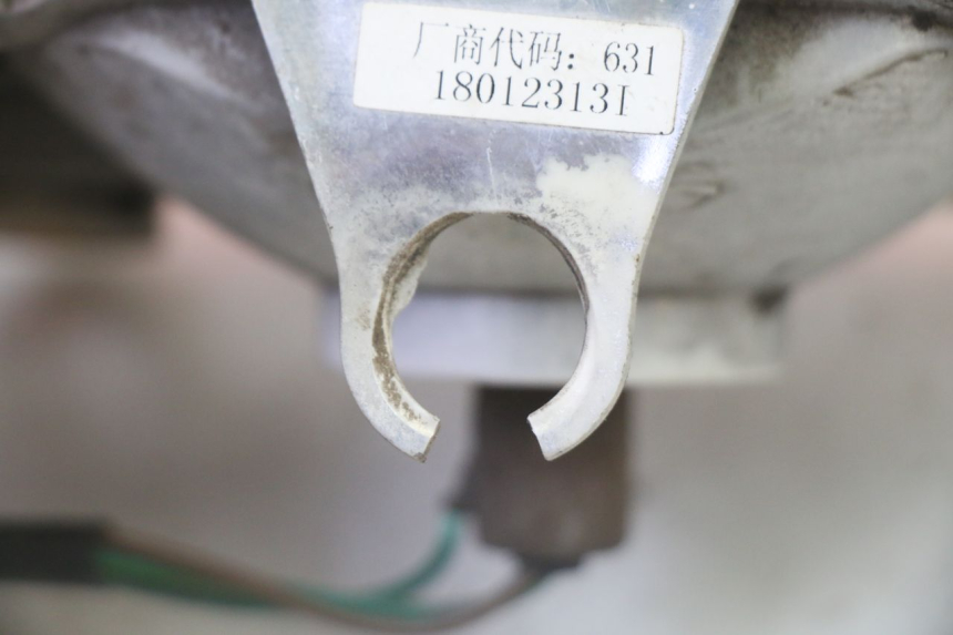 photo de FANALE POSTERIORE SYM CROX 4T 50 (2016 - 2023) - Marcature e riferimenti originali