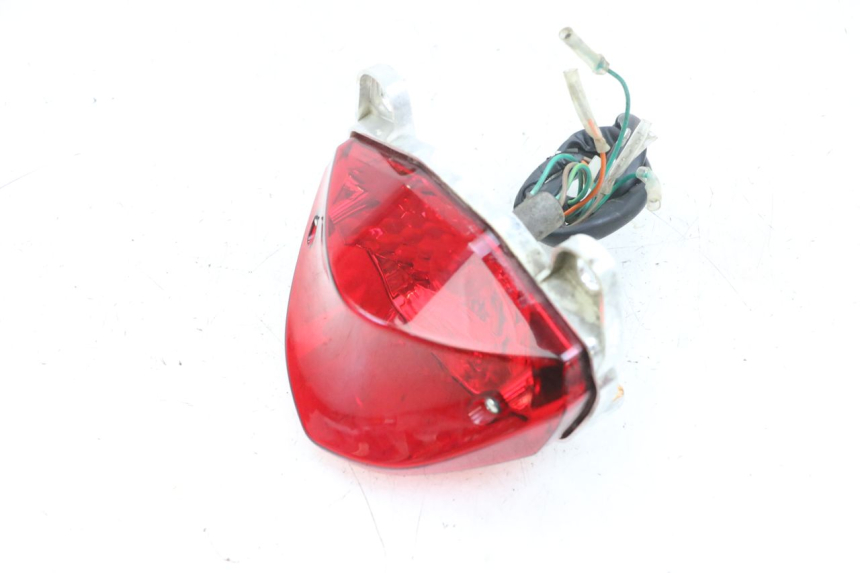 photo de FANALE POSTERIORE SYM CROX 4T 50 (2016 - 2023) - Primo piano tecnico