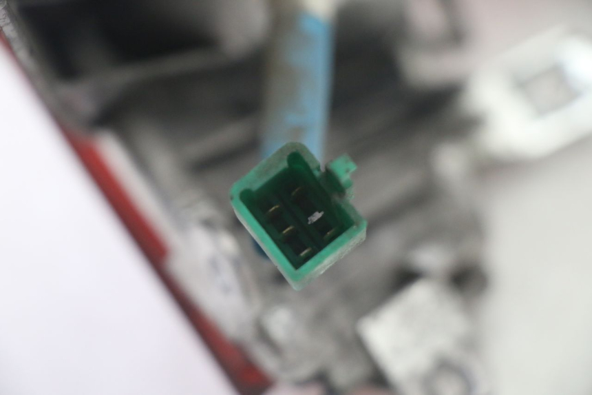 photo de FANALE POSTERIORE KYMCO DINK STREET 125 (2009 - 2014) - Altra vista dell'articolo