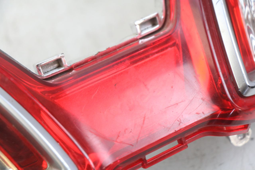 photo de FANALE POSTERIORE KYMCO DOWNTOWN ABS 125 (2015 - 2017) - Altra angolazione
