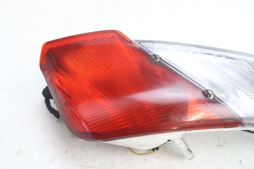 photo de FANALE STOP DESTRA APRILIA ATLANTIC S 125 (2010 - 2013) - Dettaglio del componente
