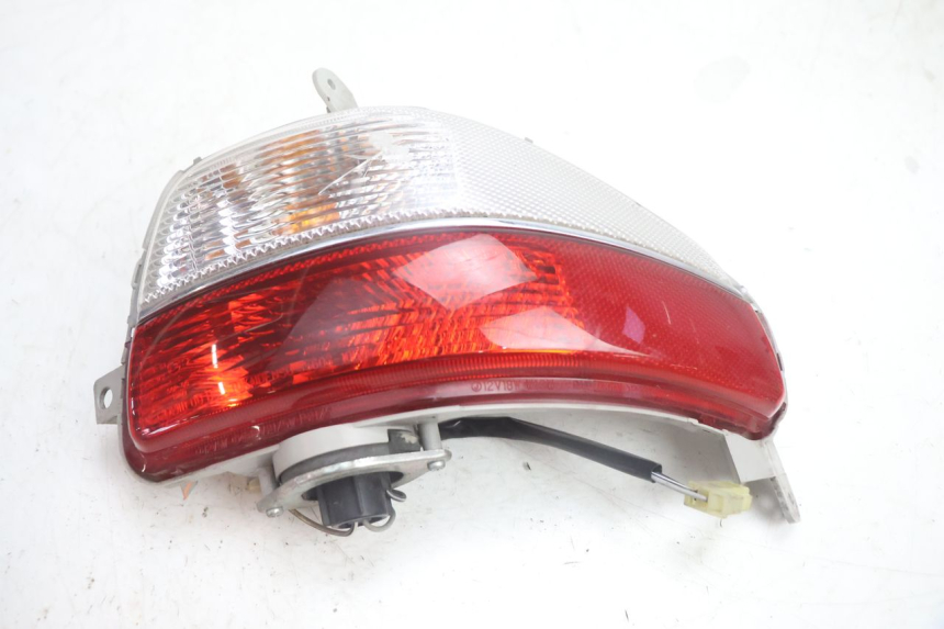 photo de FANALE STOP DESTRA SUZUKI BURGMAN EXECUTIVE ABS 650 (2006 - 2012) - Dettaglio del componente
