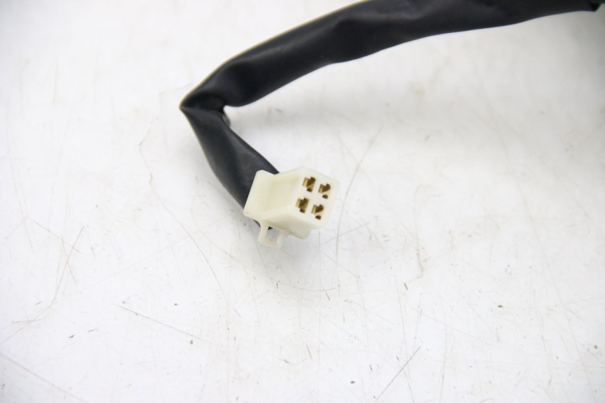 photo de FANALE POSTERIORE DESTRO PEUGEOT E-VIVACITY 1 (2012 - 2018) - Stato della superficie e materiale