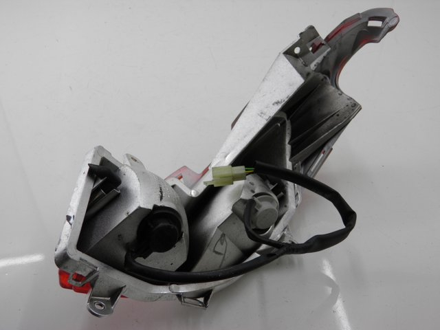 photo de Fanale posteriore destro HONDA FES S-WING SWING 125 (2007 - 2015) - Vista d'insieme del prodotto