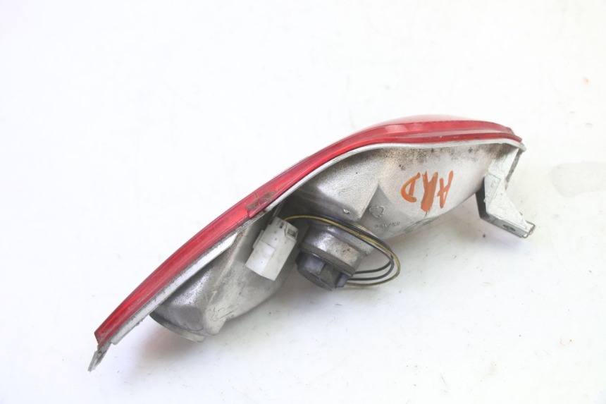 photo de FANALE STOP DESTRA PIAGGIO MP3 LT 300 (2010 - 2016) - Vista d'insieme del prodotto