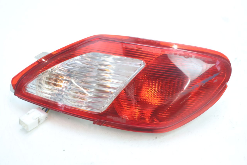 photo de FANALE STOP DESTRA PIAGGIO MP3 LT 300 (2010 - 2016) - Vista d'insieme del prodotto