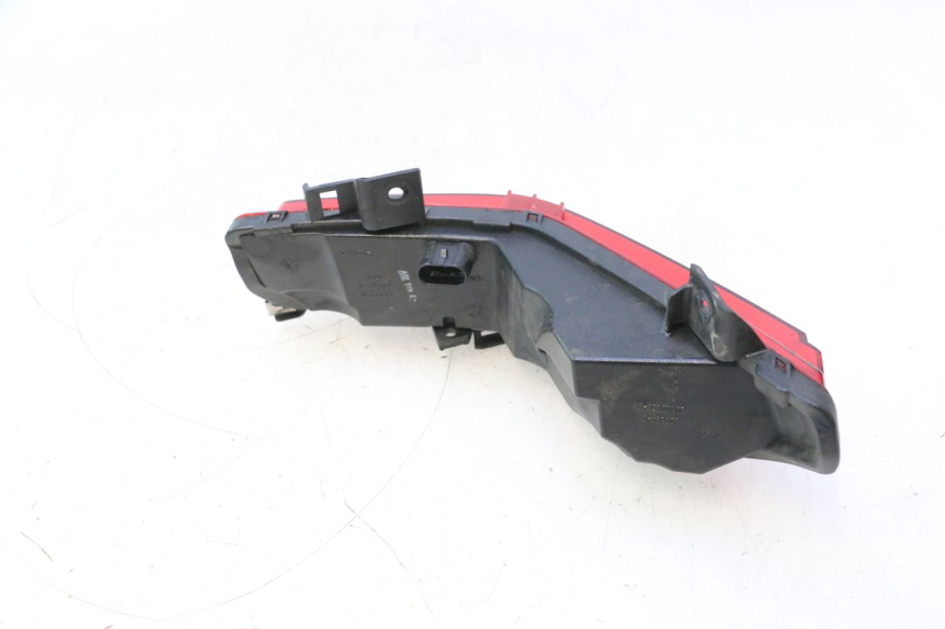 photo de FANALE STOP DESTRA PIAGGIO MP3 500 (2016 - 2018) - Dettaglio del componente