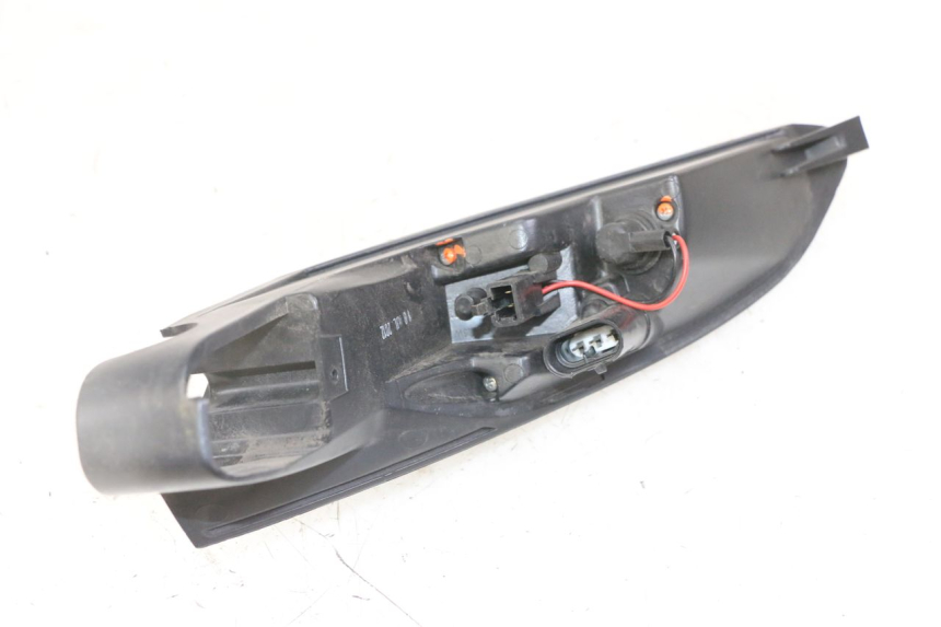 photo de FANALE STOP DESTRA PEUGEOT SATELIS 125 (2013 - 2018) - Altra angolazione