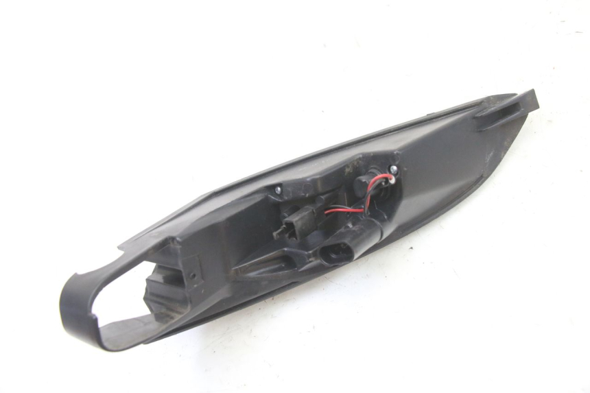 photo de FANALE STOP DESTRA PEUGEOT SATELIS 125 (2013 - 2018) - Vista d'insieme del prodotto