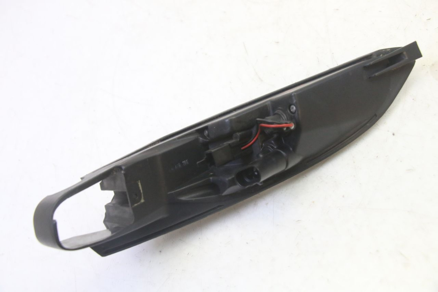 photo de FANALE STOP DESTRA PEUGEOT SATELIS 125 (2013 - 2018) - Vista d'insieme del prodotto