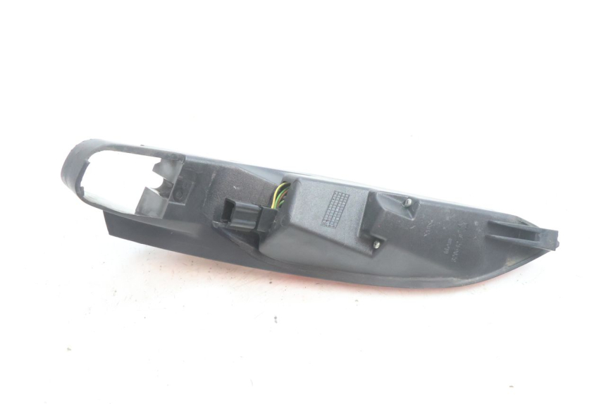 photo de FANALE POSTERIORE DESTRO PEUGEOT SATELIS 125 (2006 - 2009) - Altra angolazione
