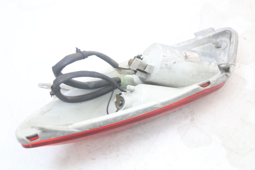 photo de FANALE POSTERIORE DESTRO YAMAHA XMAX X-MAX 125 (2006 - 2009) - Vista d'insieme del prodotto