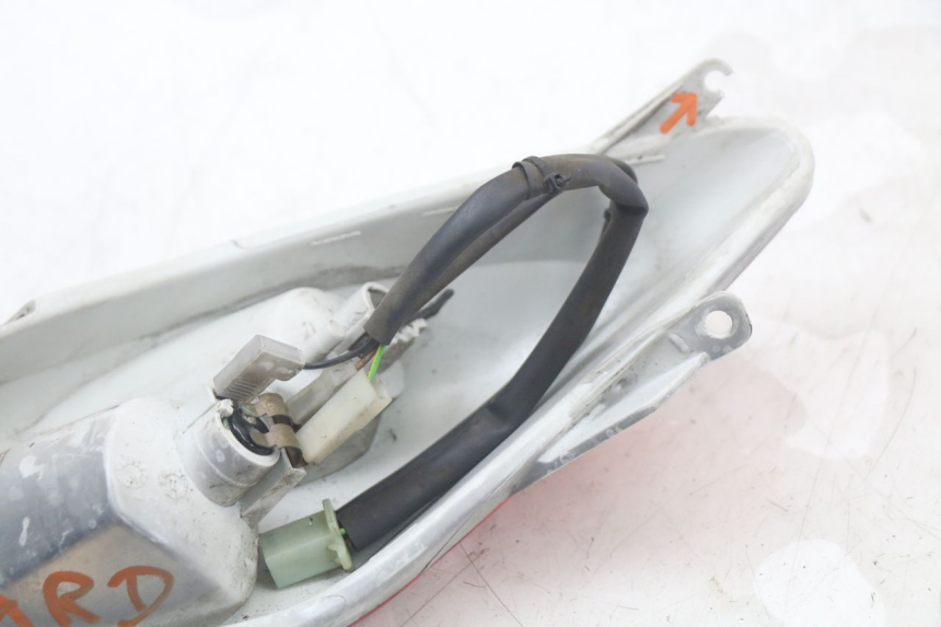 photo de FANALE POSTERIORE DESTRO YAMAHA XMAX X-MAX 125 (2006 - 2009) - Ricambio usato controllato
